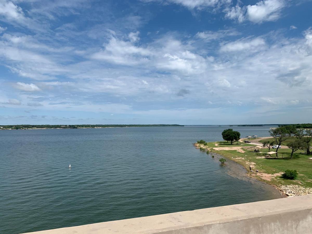 Lake Whitney Log Cabin Lakewood Harbor Екстер'єр фото