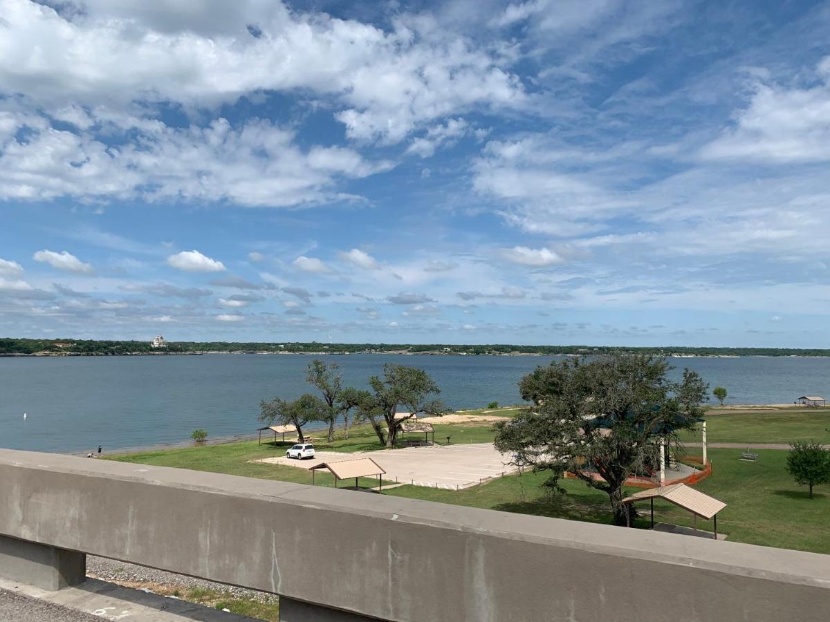 Lake Whitney Log Cabin Lakewood Harbor Екстер'єр фото